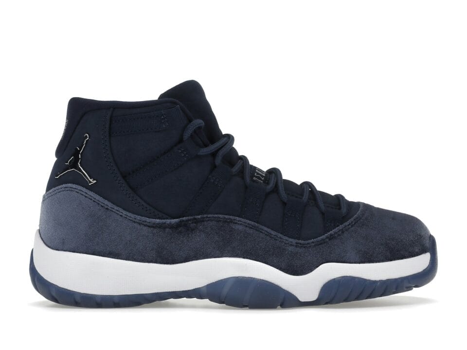 Air Jordan 11 Retro Midnight Navy (Women's) - AR0715-441