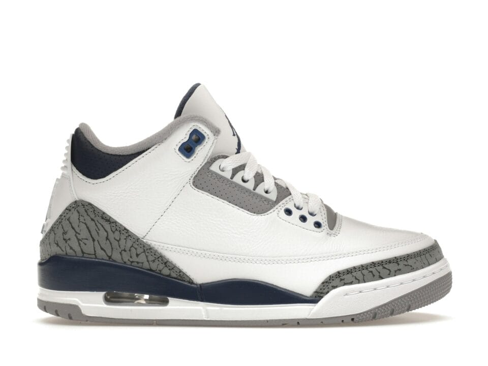 Air Jordan 3 Retro Midnight Navy Sneakers - CT8532-140